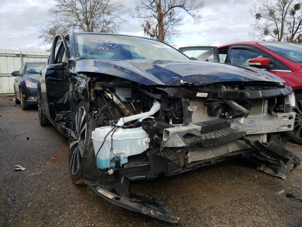NISSAN ALTIMA SR 2019 with VIN 1N4BL4CV9KN328463 - Photo from auction
