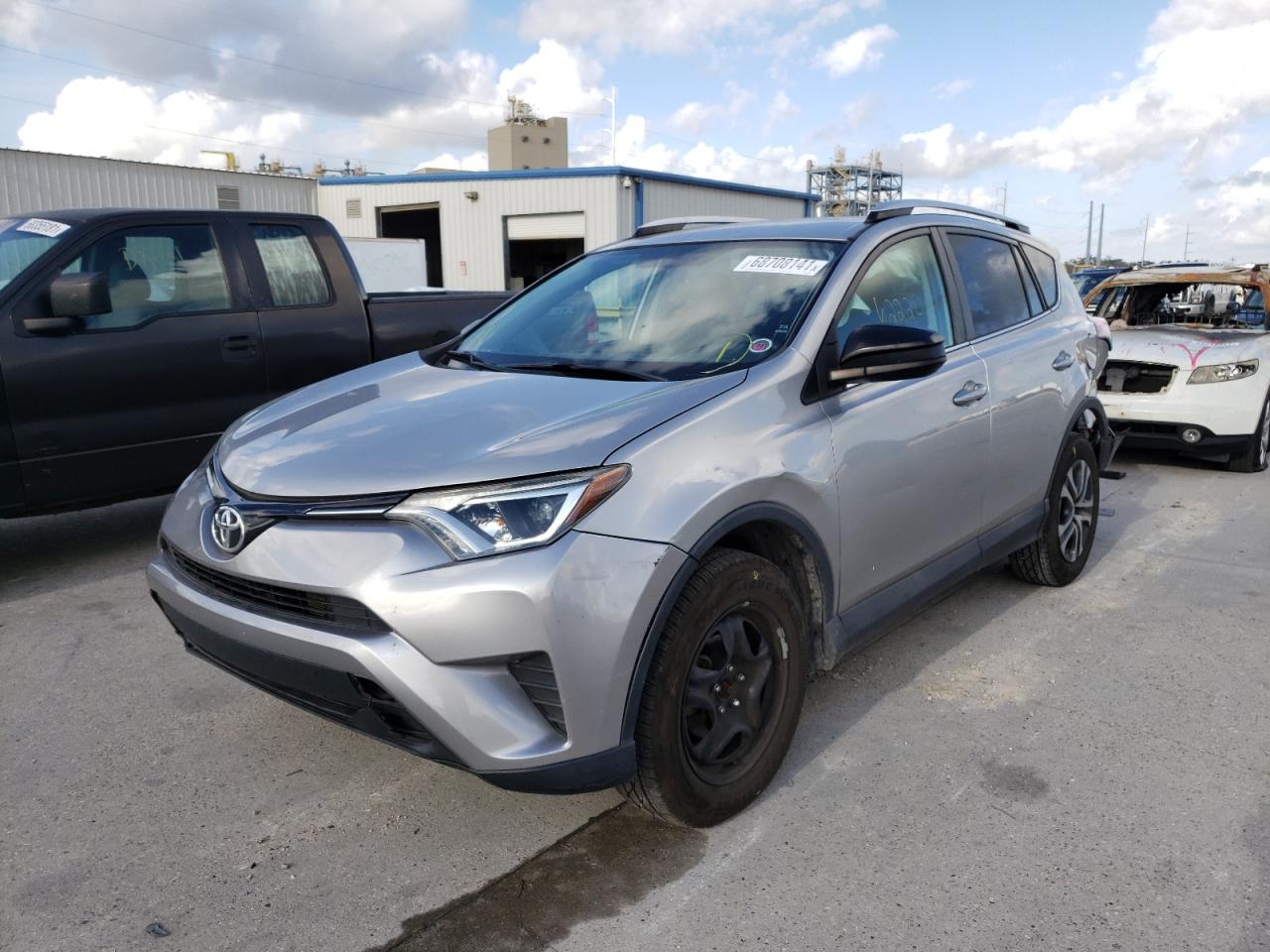 Photo 2 from auction – 2016 TOYOTA RAV4 LE with VIN 2T3ZFREV3GW307828