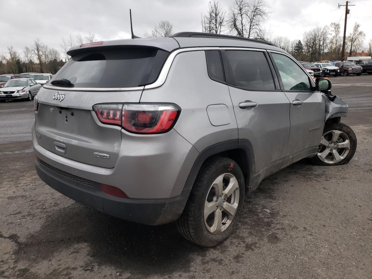 Photo 4 from auction – 2020 JEEP COMPASS LA with VIN 3C4NJDBB4LT174153
