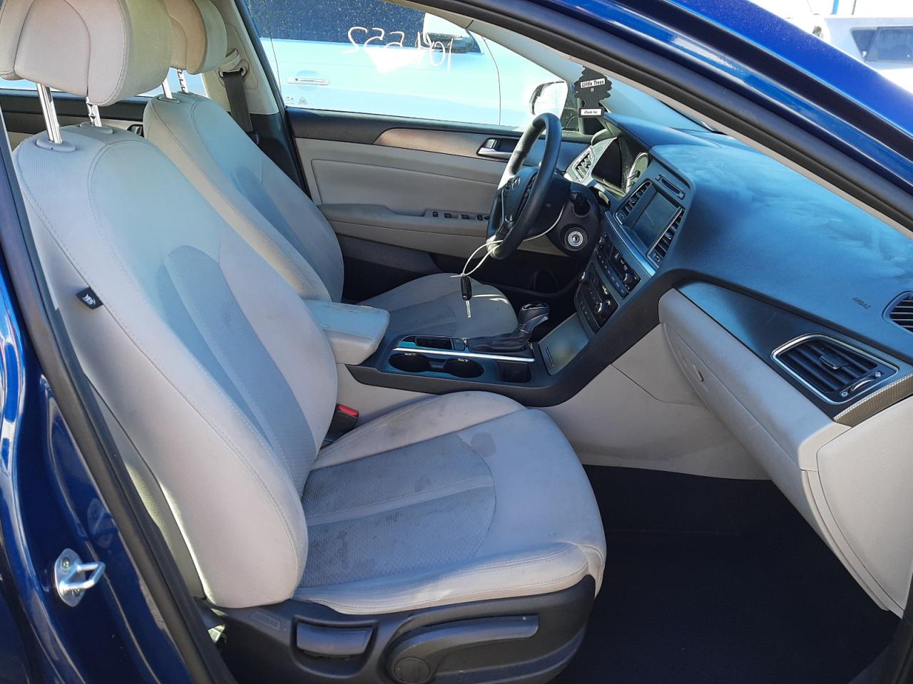 Photo 5 from auction – 2016 HYUNDAI SONATA SPO with VIN 5NPE34AF7GH265454
