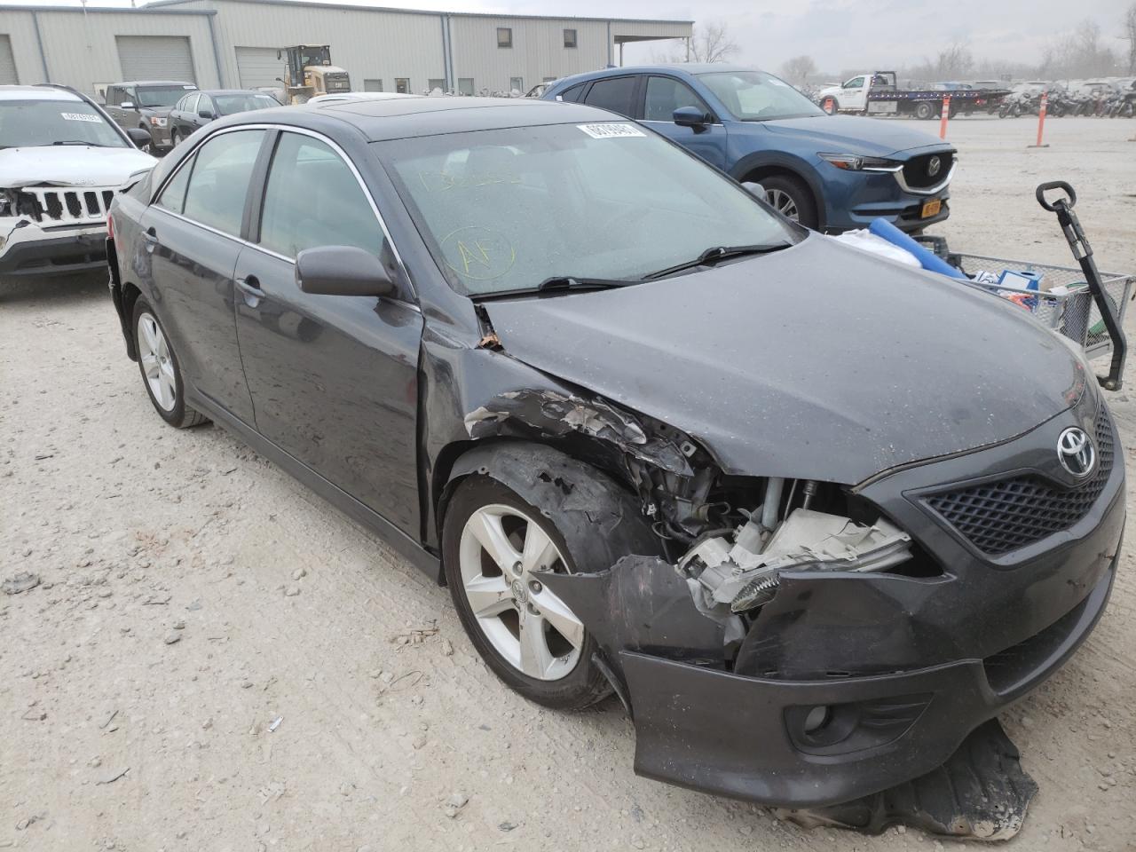 Foto 1 de la subasta – 2011 TOYOTA CAMRY BASE con VIN 4T1BF3EK3BU136553