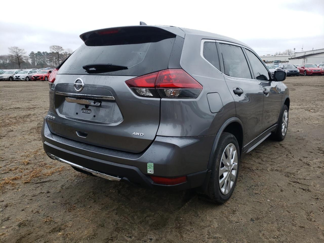Photo 4 from auction – 2018 NISSAN ROGUE S with VIN KNMAT2MV3JP566823