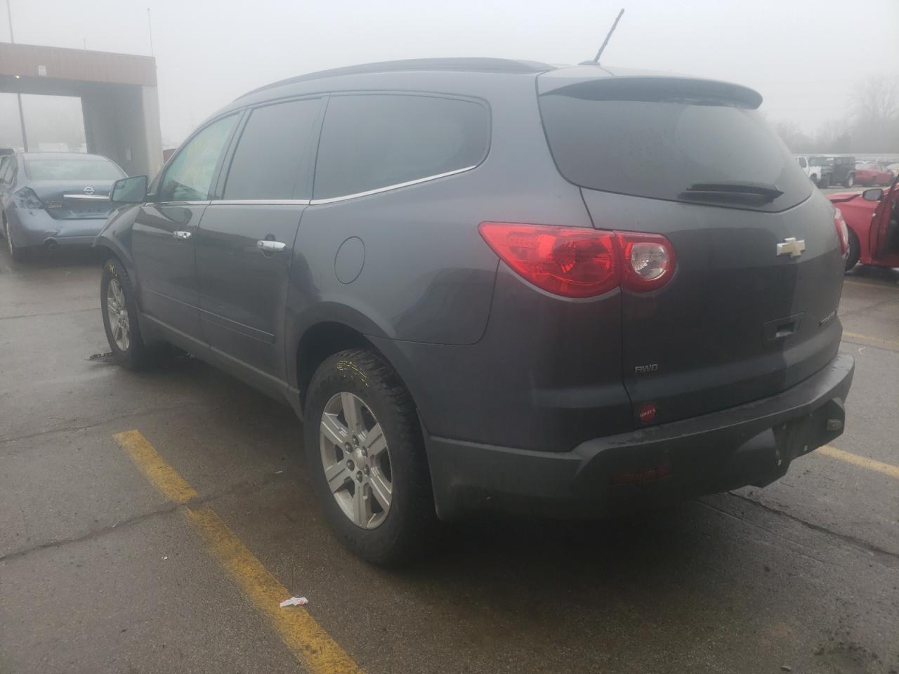 Photo 3 from auction – 2011 CHEVROLET TRAVERSE L with VIN 1GNKVGED1BJ336288
