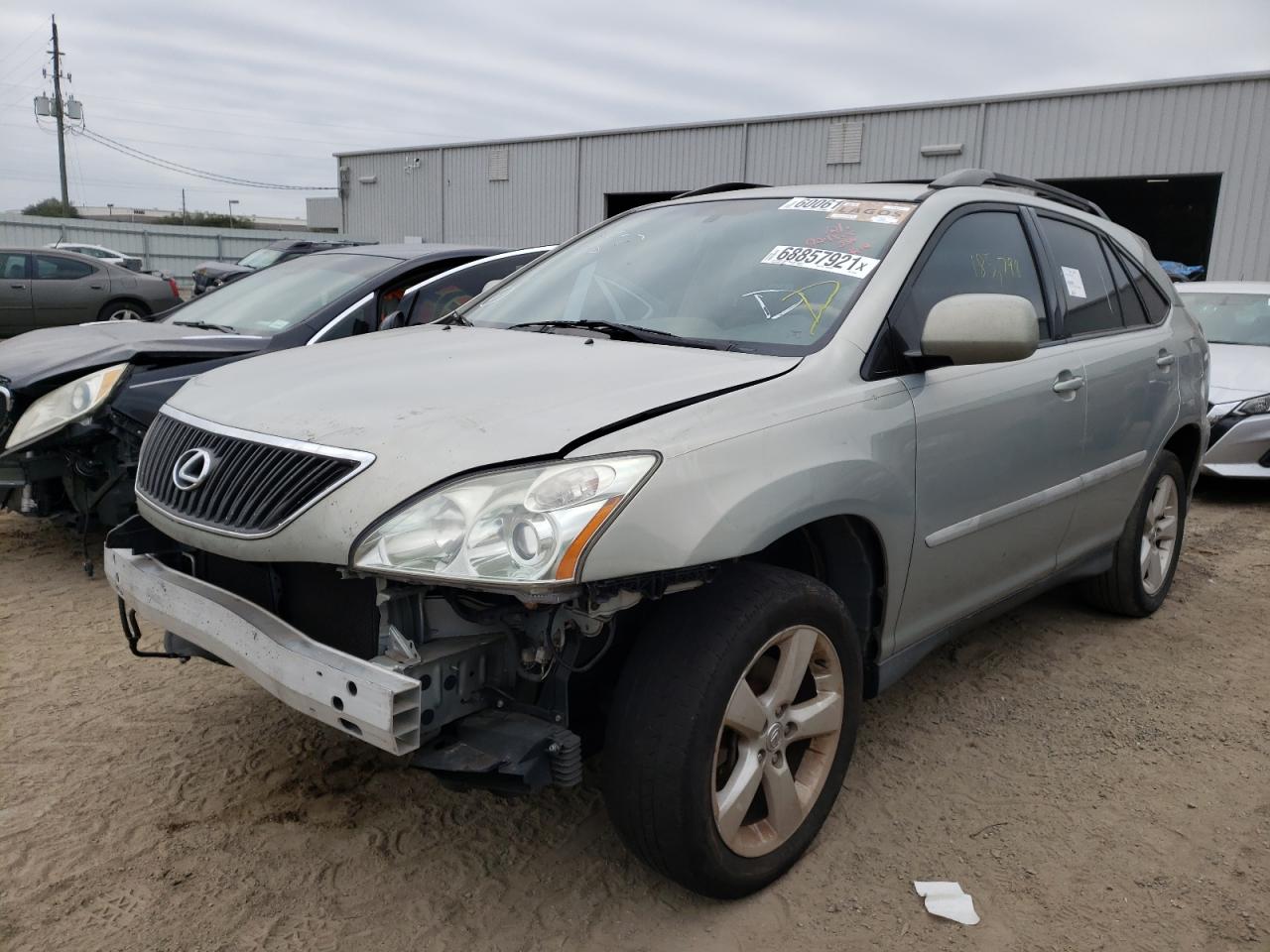 Photo 2 from auction – 2005 LEXUS RX 330 with VIN 2T2GA31U35C024865
