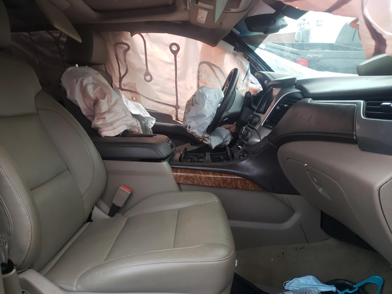 Photo 5 from auction – 2016 CHEVROLET TAHOE C150 with VIN 1GNSCCKC2GR125751