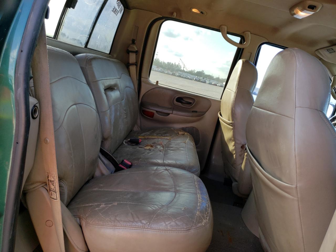 Photo 6 from auction – 2001 FORD F150 SUPER with VIN 1FTRW08LX1KE41581