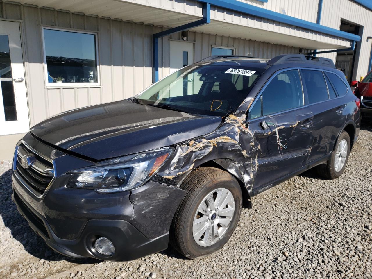 Photo 2 from auction – 2019 SUBARU OUTBACK 2. with VIN 4S4BSAHCXK3269689