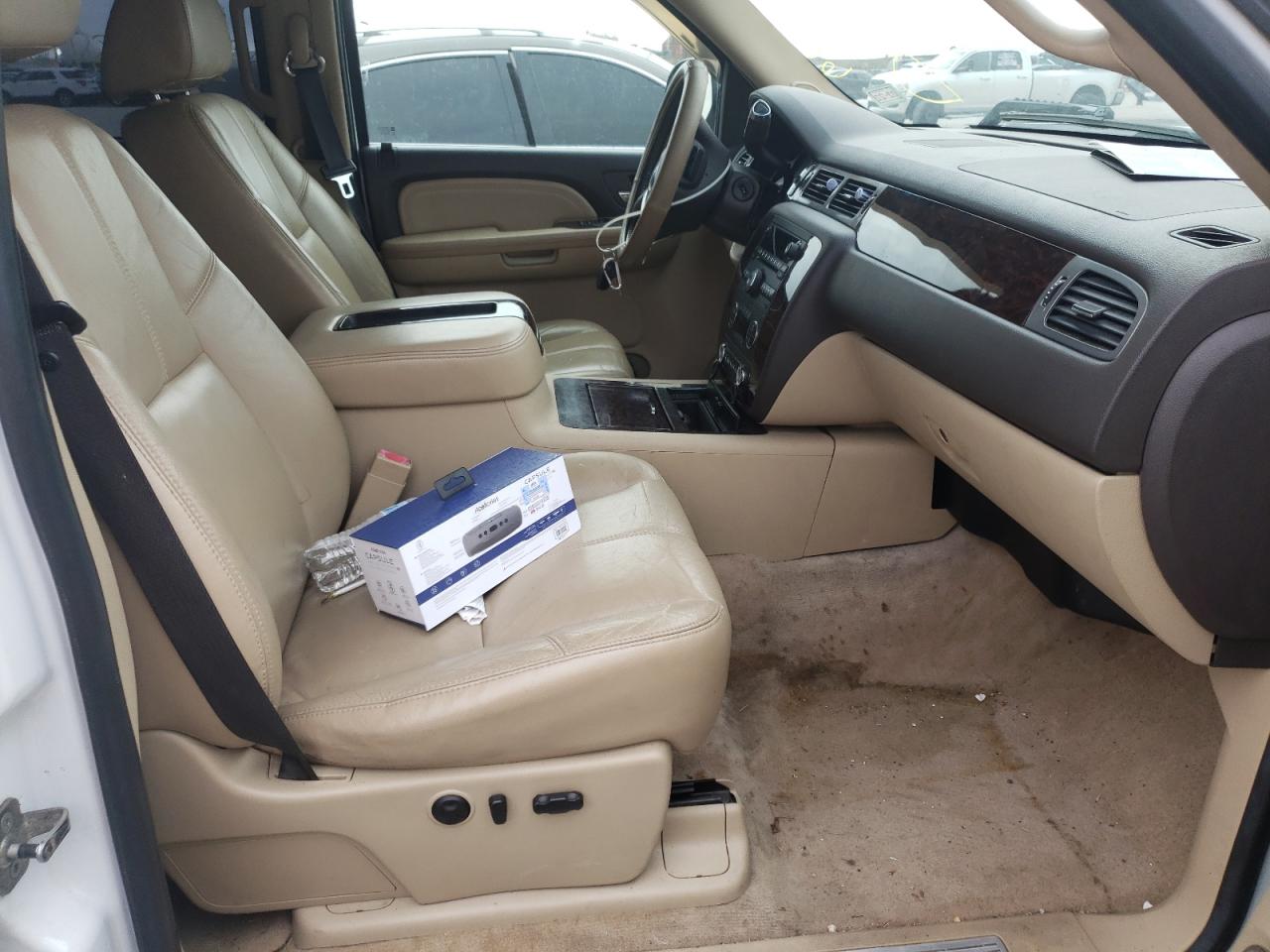 Photo 5 from auction – 2008 GMC NEW SIERRA with VIN 2GTEK638981304772