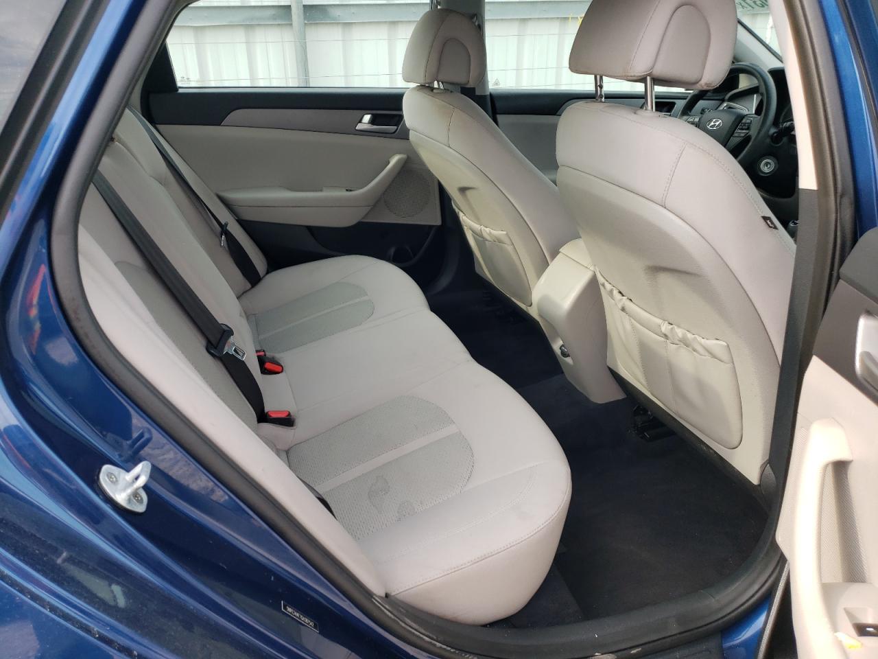 Photo 6 from auction – 2016 HYUNDAI SONATA SE with VIN 5NPE24AF7GH387542