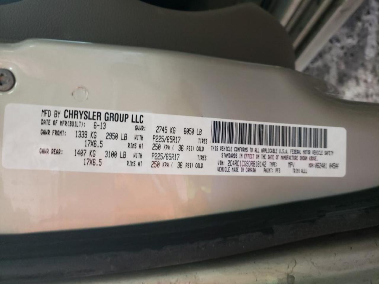Photo 10 from auction – 2013 CHRYSLER TOWN & COU with VIN 2C4RC1CG9DR818142