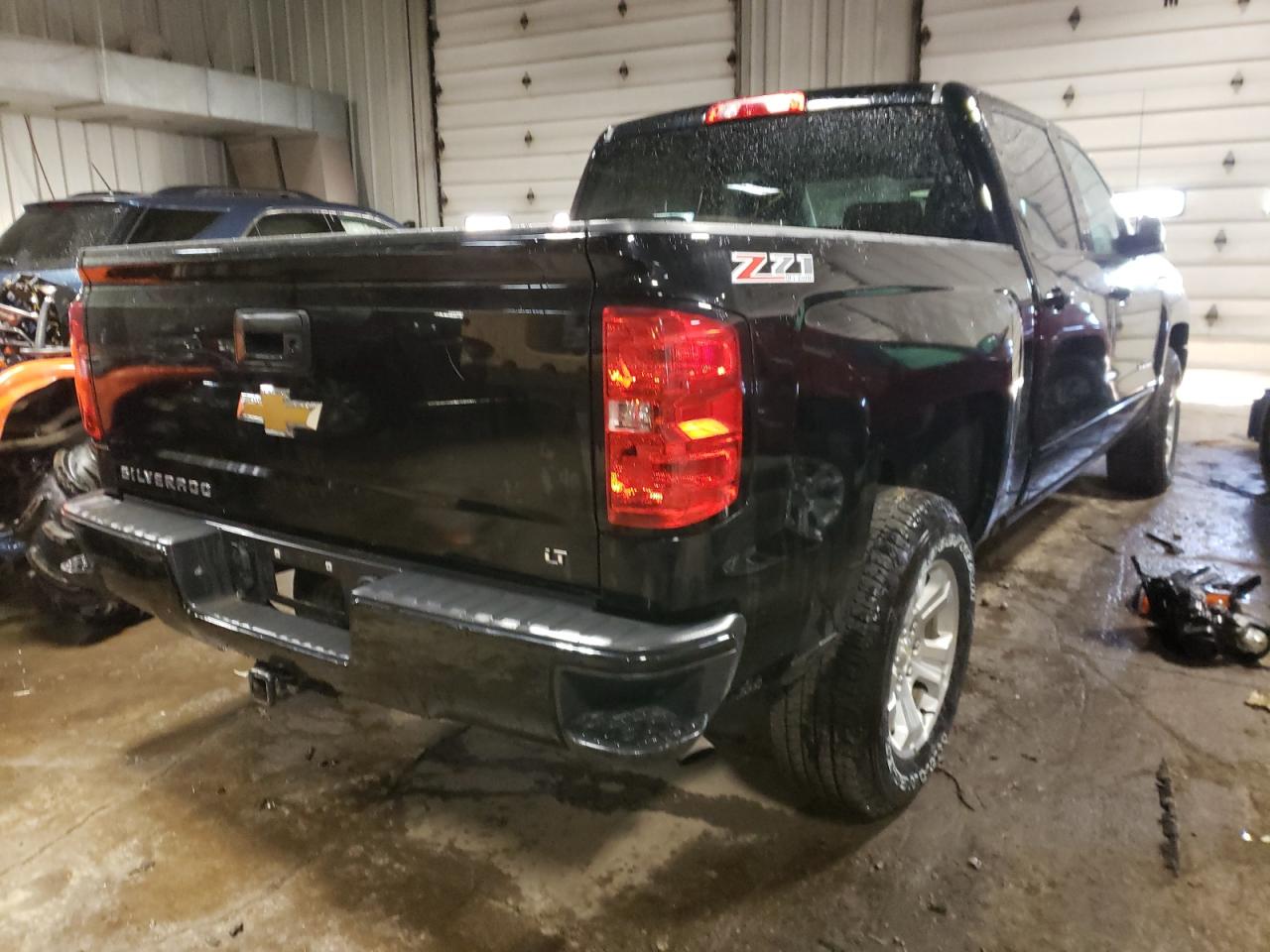 Photo 4 from auction – 2017 CHEVROLET SILVERADO with VIN 3GCUKREC1HG102210