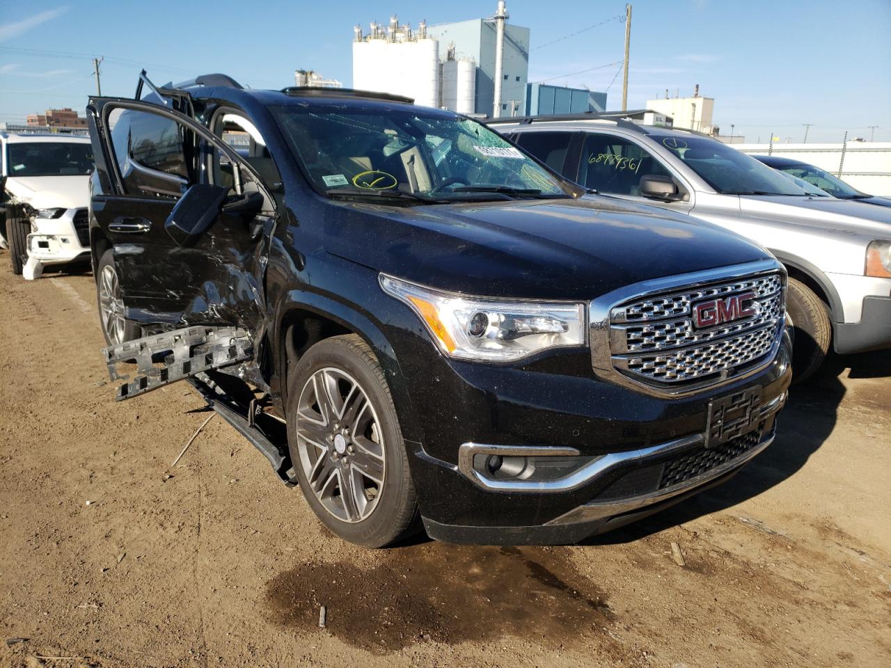 GMC ACADIA DEN 2018 with VIN 1GKKNXLS7JZ122193 - Photo from auction