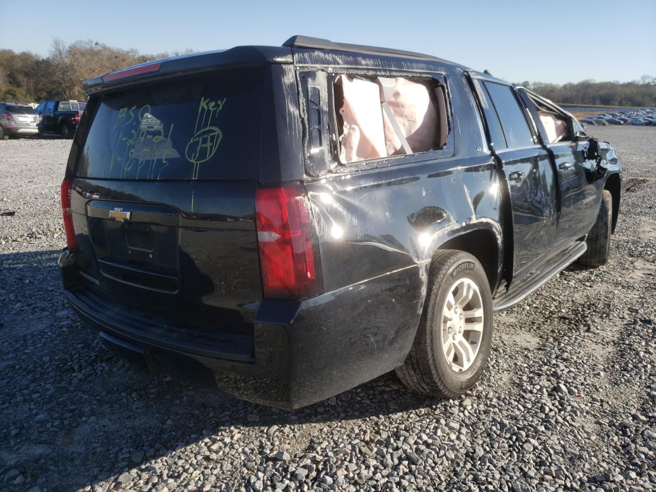 Photo 4 from auction – 2019 CHEVROLET SUBURBAN C with VIN 1GNSCHKC6KR408515