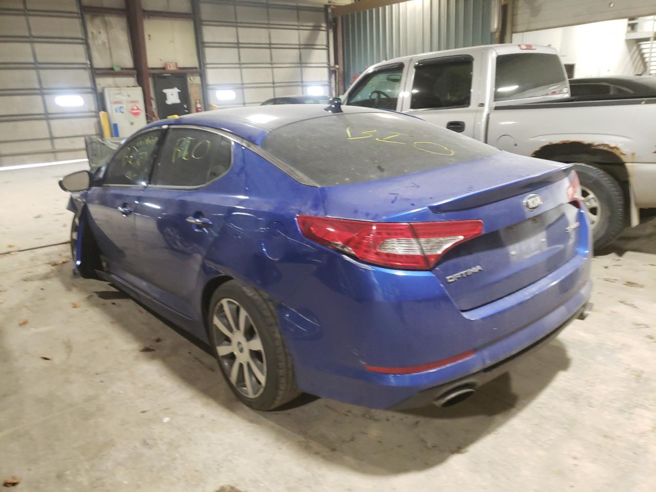 Photo 3 from auction – 2013 KIA OPTIMA SX with VIN 5XXGR4A64DG136702