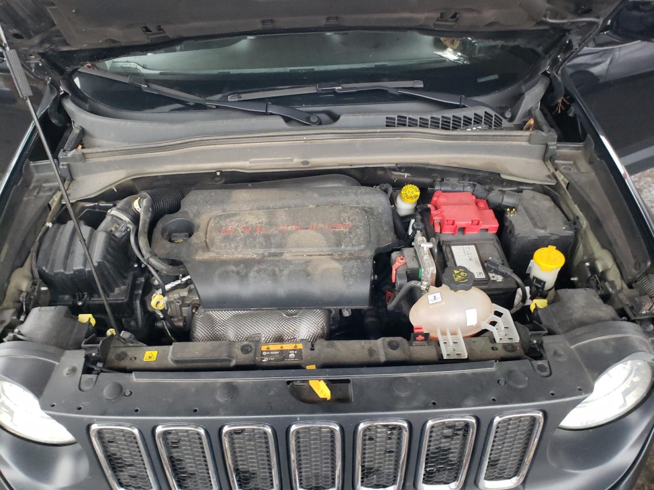Photo 7 from auction – 2018 JEEP RENEGADE L with VIN ZACCJABB0JPH58138
