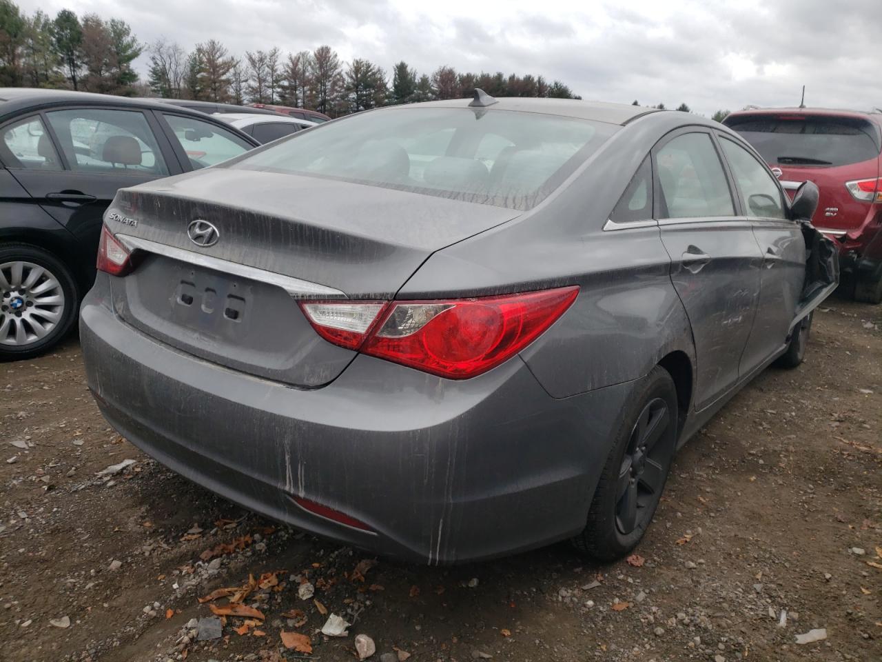 Photo 4 from auction – 2012 HYUNDAI SONATA GLS with VIN 5NPEB4AC2CH462454