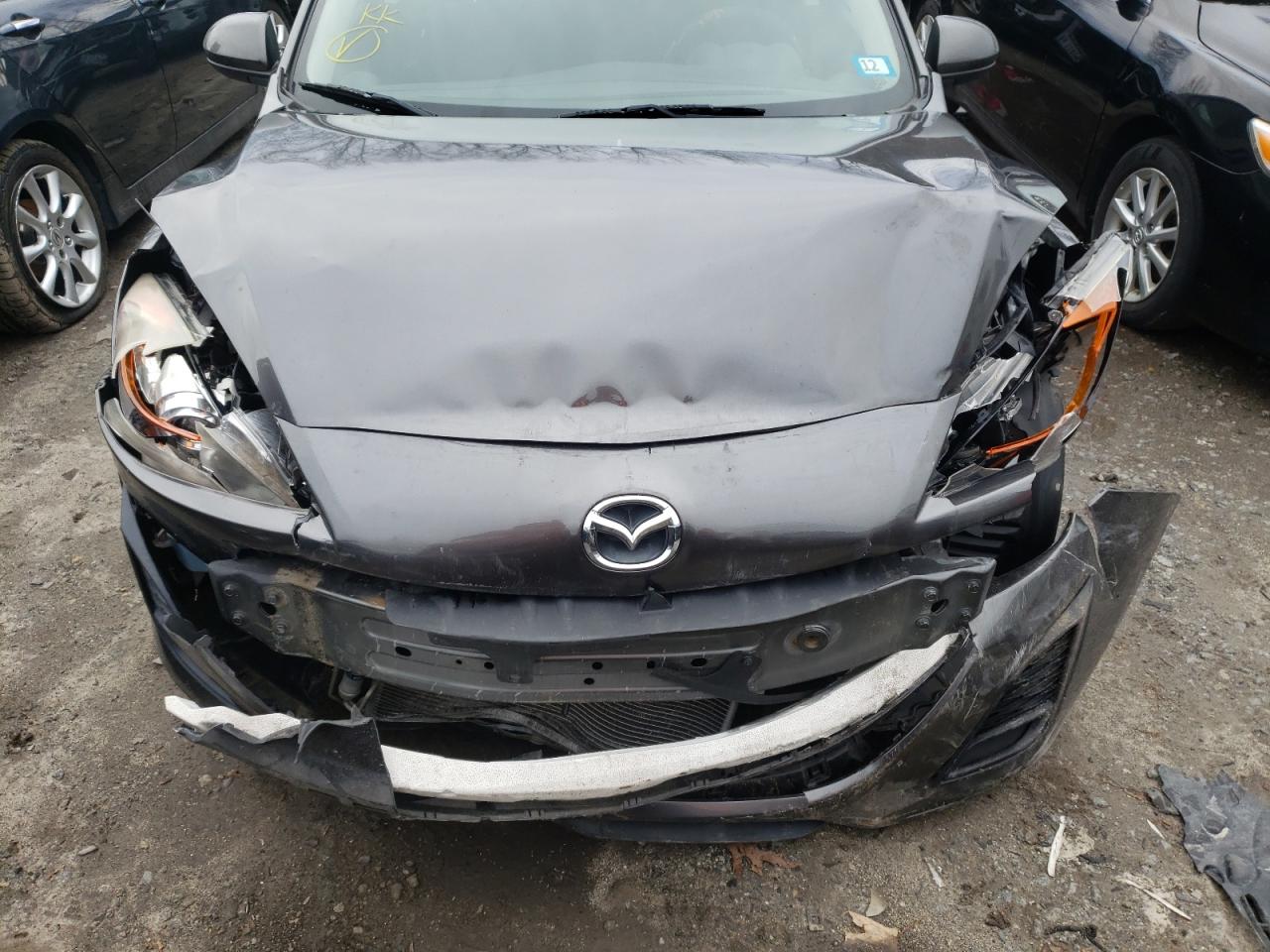 Photo 9 from auction – 2011 MAZDA 3 I with VIN JM1BL1VG1B1482096