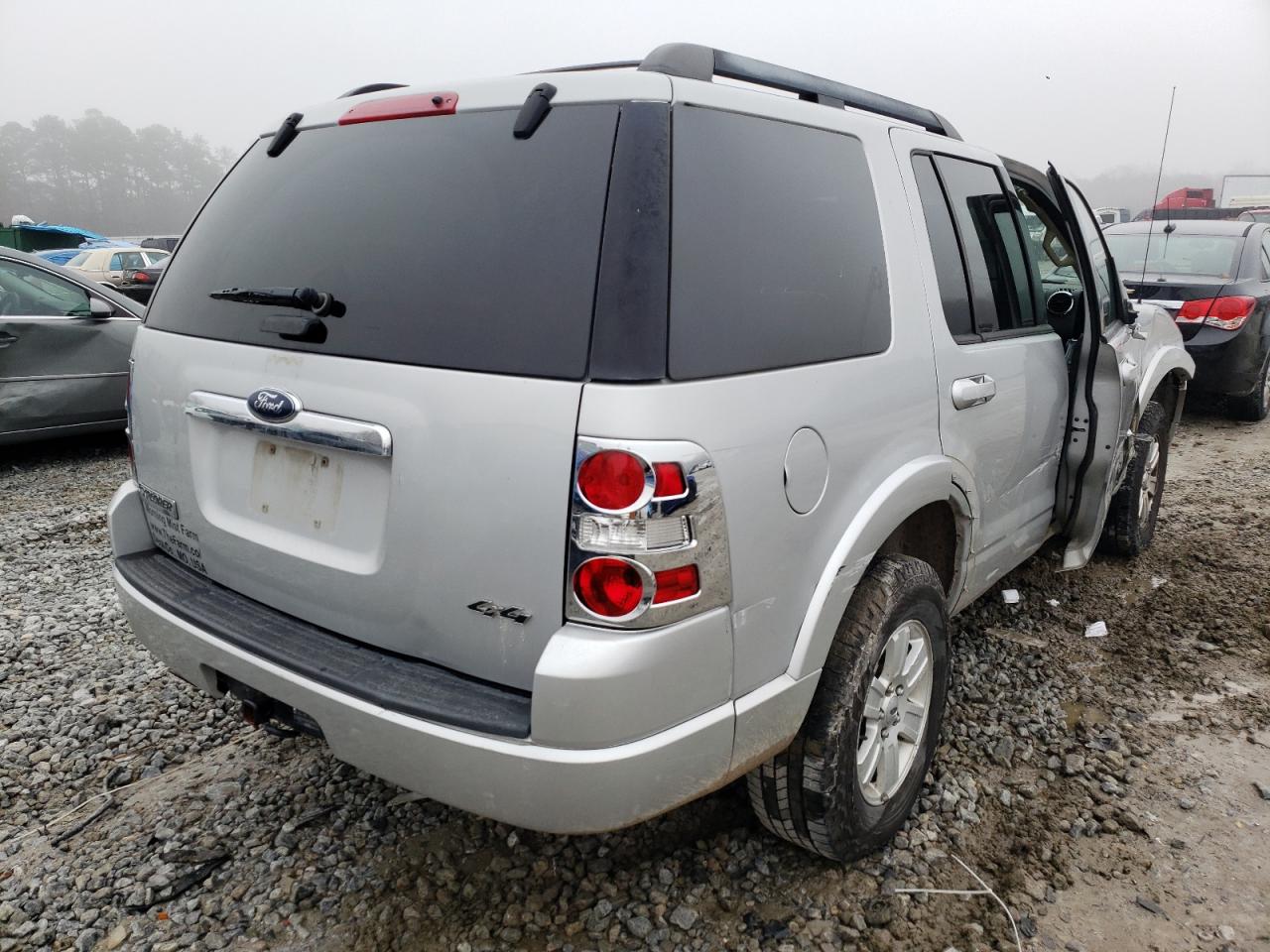Photo 4 from auction – 2010 FORD EXPLORER X with VIN 1FMEU7DE5AUA15091