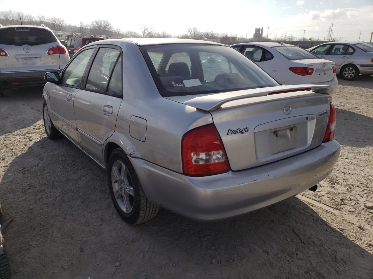 صورة رقم 3 من المزاد - 2003 MAZDA PROTEGE DX مع VIN JM1BJ225230193055