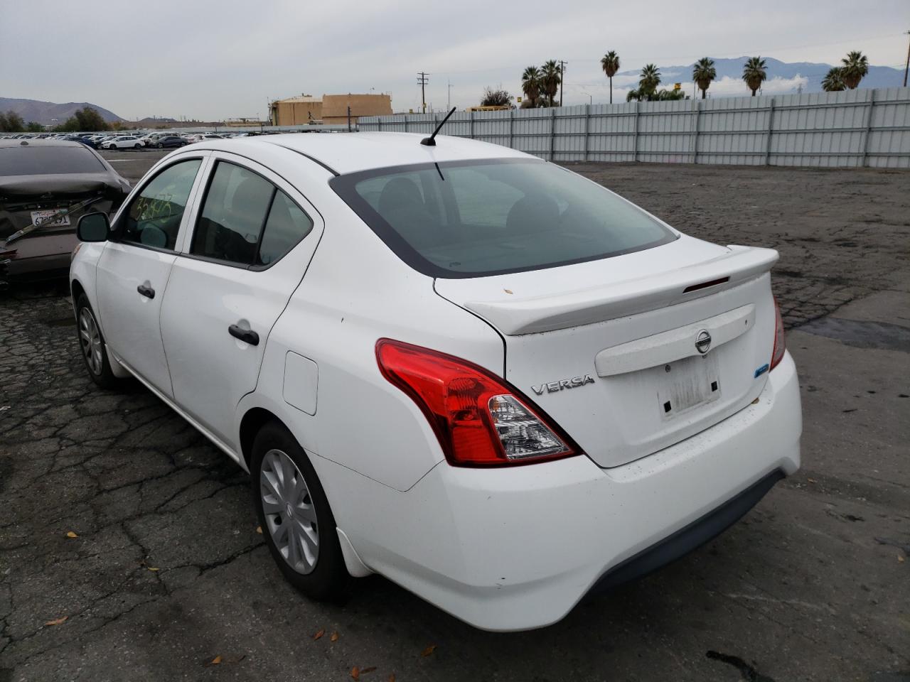 Photo 3 from auction – 2015 NISSAN VERSA S with VIN 3N1CN7AP1FL934511