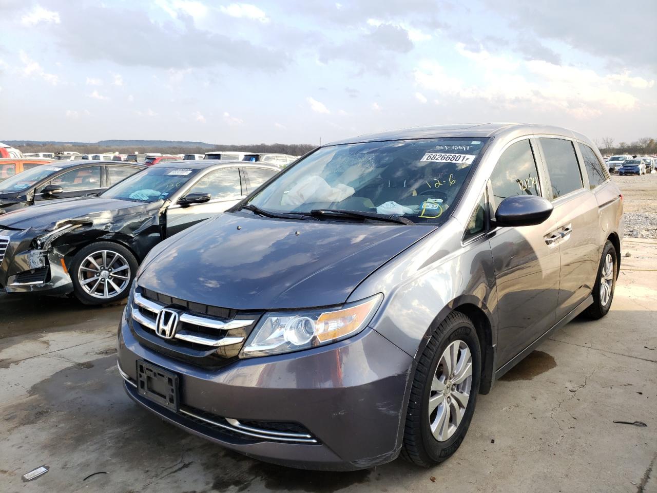 Photo 2 from auction – 2016 HONDA ODYSSEY EX with VIN 5FNRL5H61GB042919