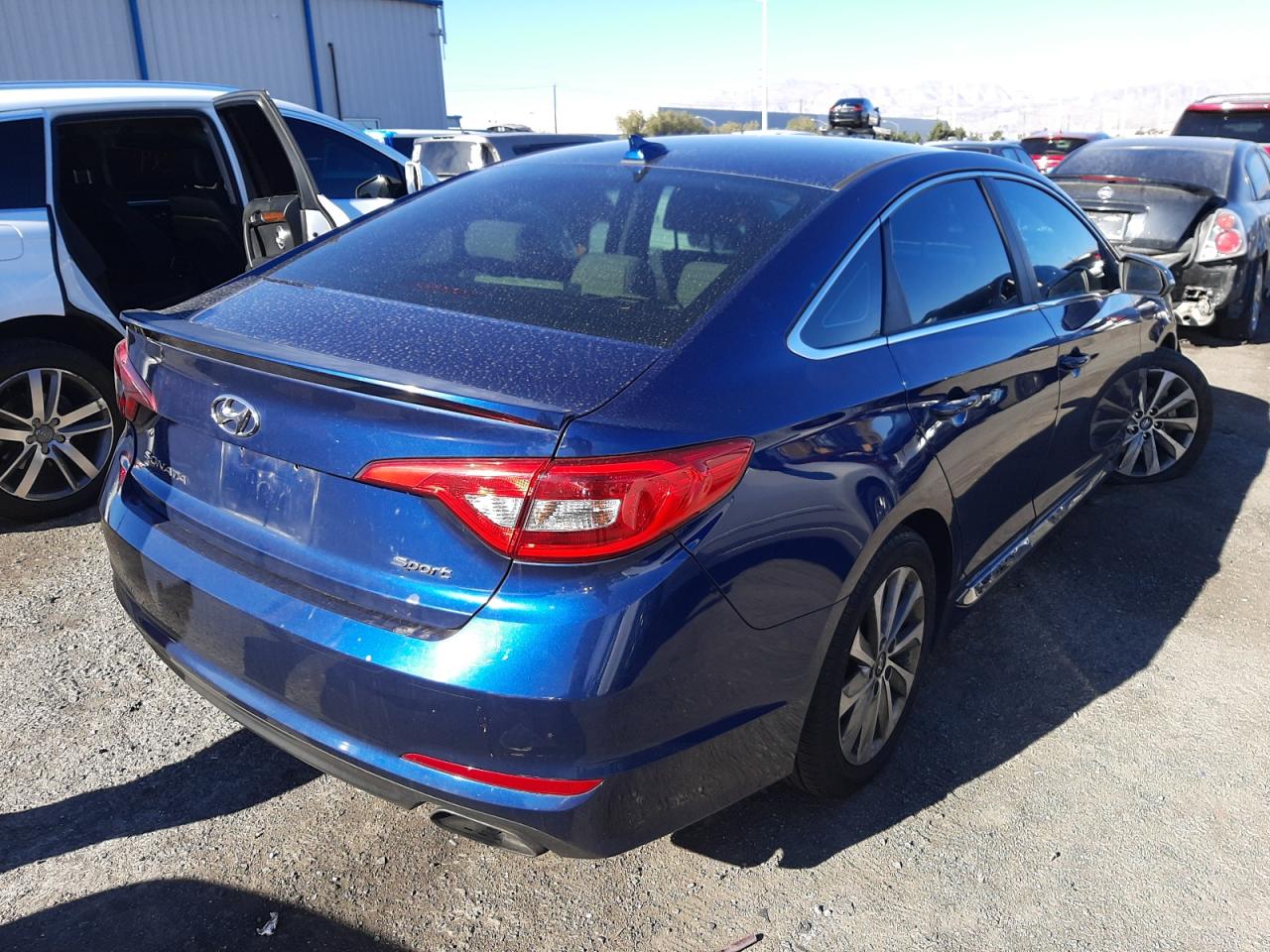 Photo 4 from auction – 2016 HYUNDAI SONATA SPO with VIN 5NPE34AF7GH265454