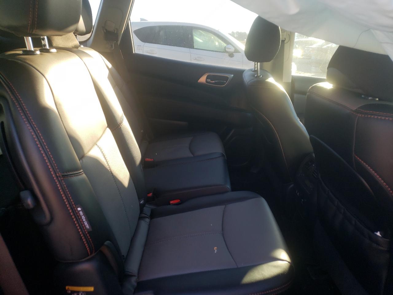 Photo 6 from auction – 2020 NISSAN PATHFINDER with VIN 5N1DR2CM6LC646546