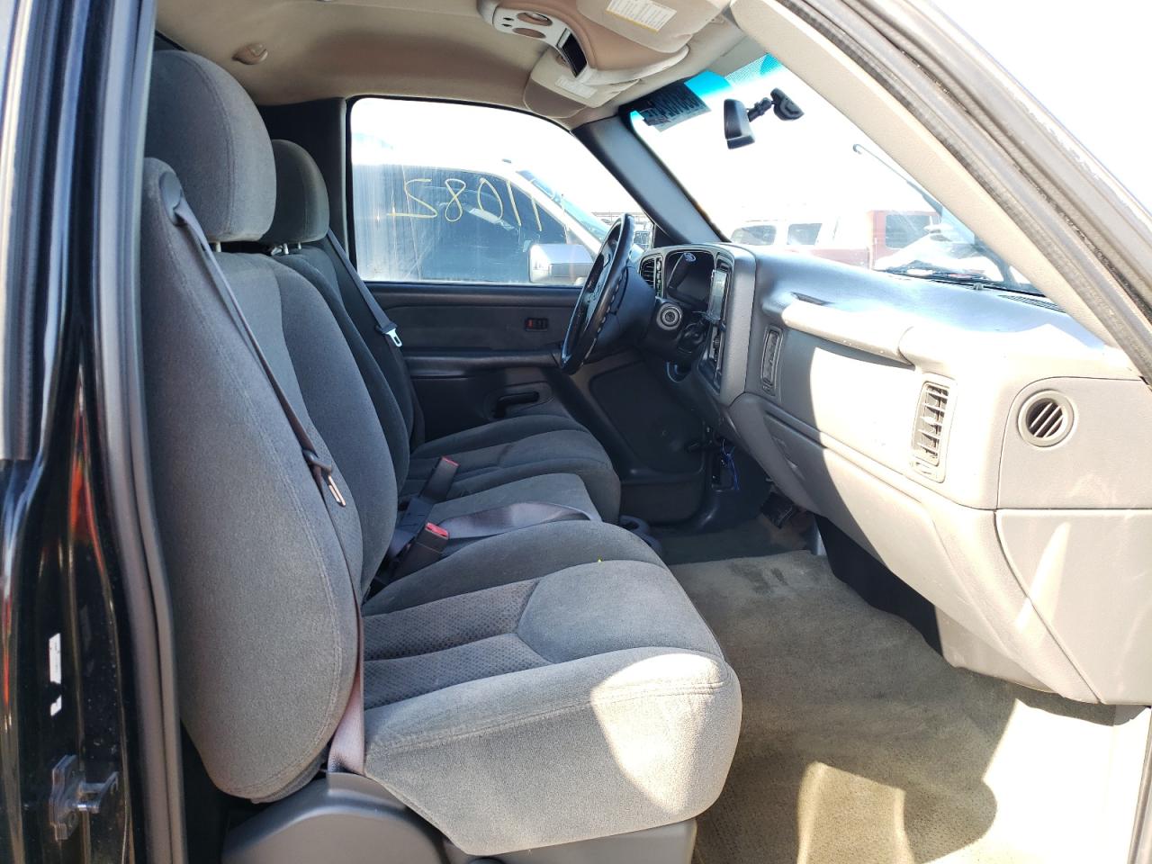 Photo 5 from auction – 2003 CHEVROLET SILVERADO with VIN 1GCEK14T73Z242066