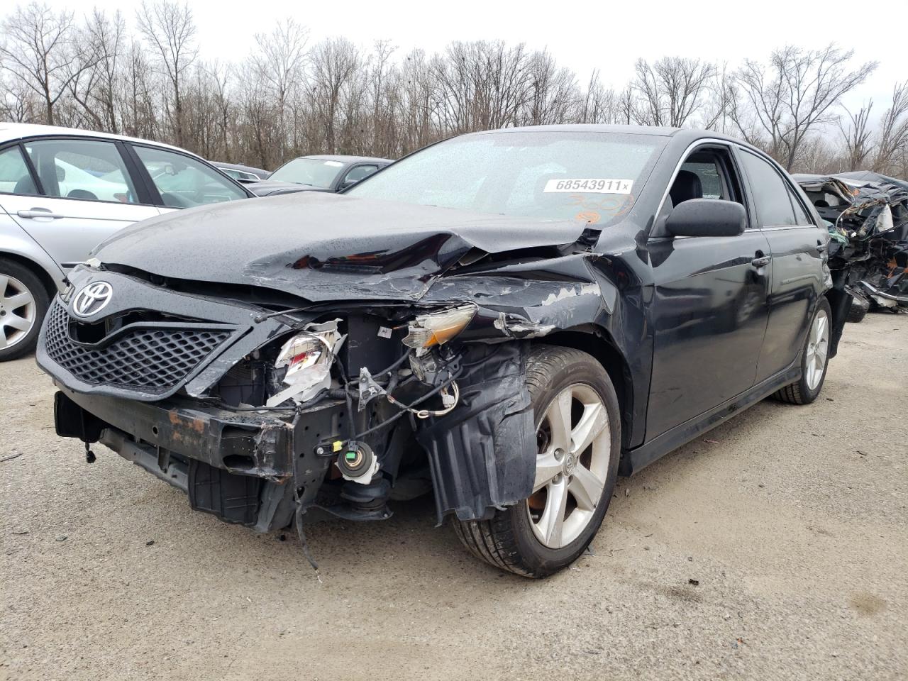 Photo 2 from auction – 2011 TOYOTA CAMRY SE with VIN 4T1BK3EK4BU630979