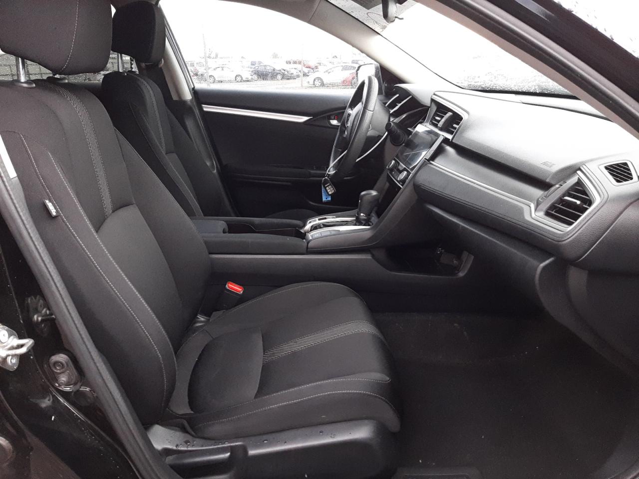 Photo 5 from auction – 2018 HONDA CIVIC EX with VIN 2HGFC2F71JH562778