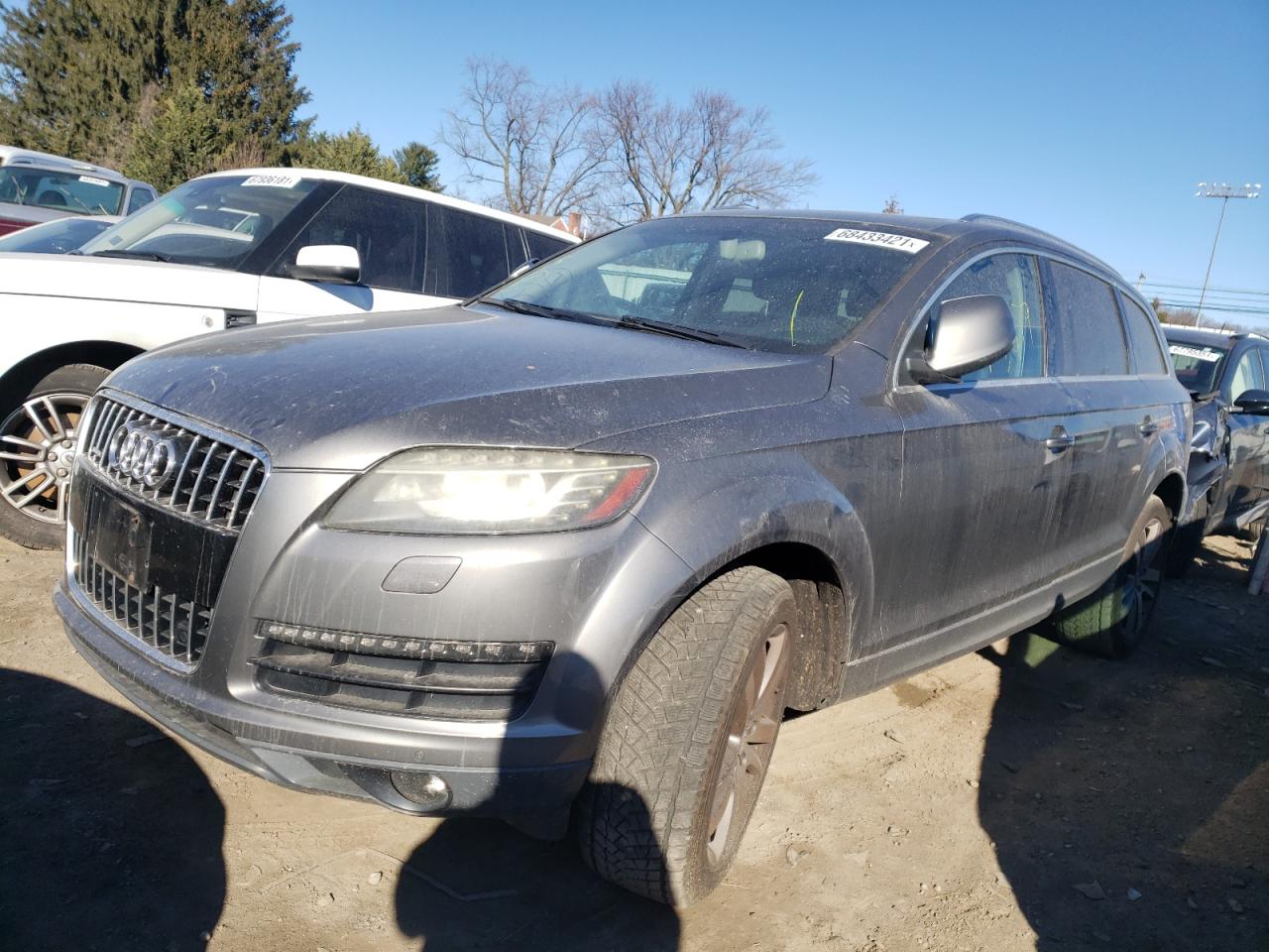 Photo 2 from auction – 2010 AUDI Q7 PREMIUM with VIN WA1LYAFE6AD005769
