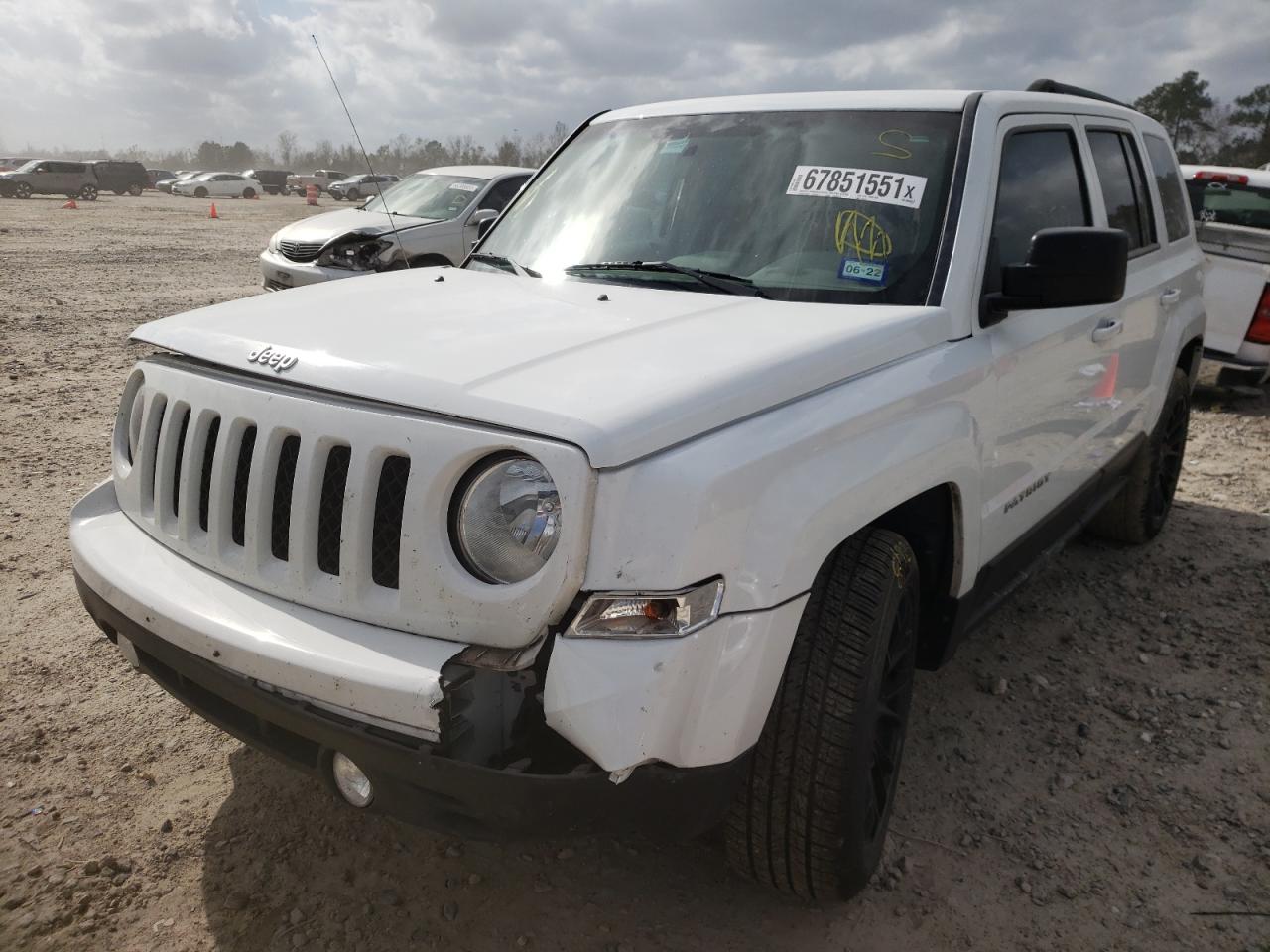 Photo 2 from auction – 2015 JEEP PATRIOT LA with VIN 1C4NJPFA4FD171413