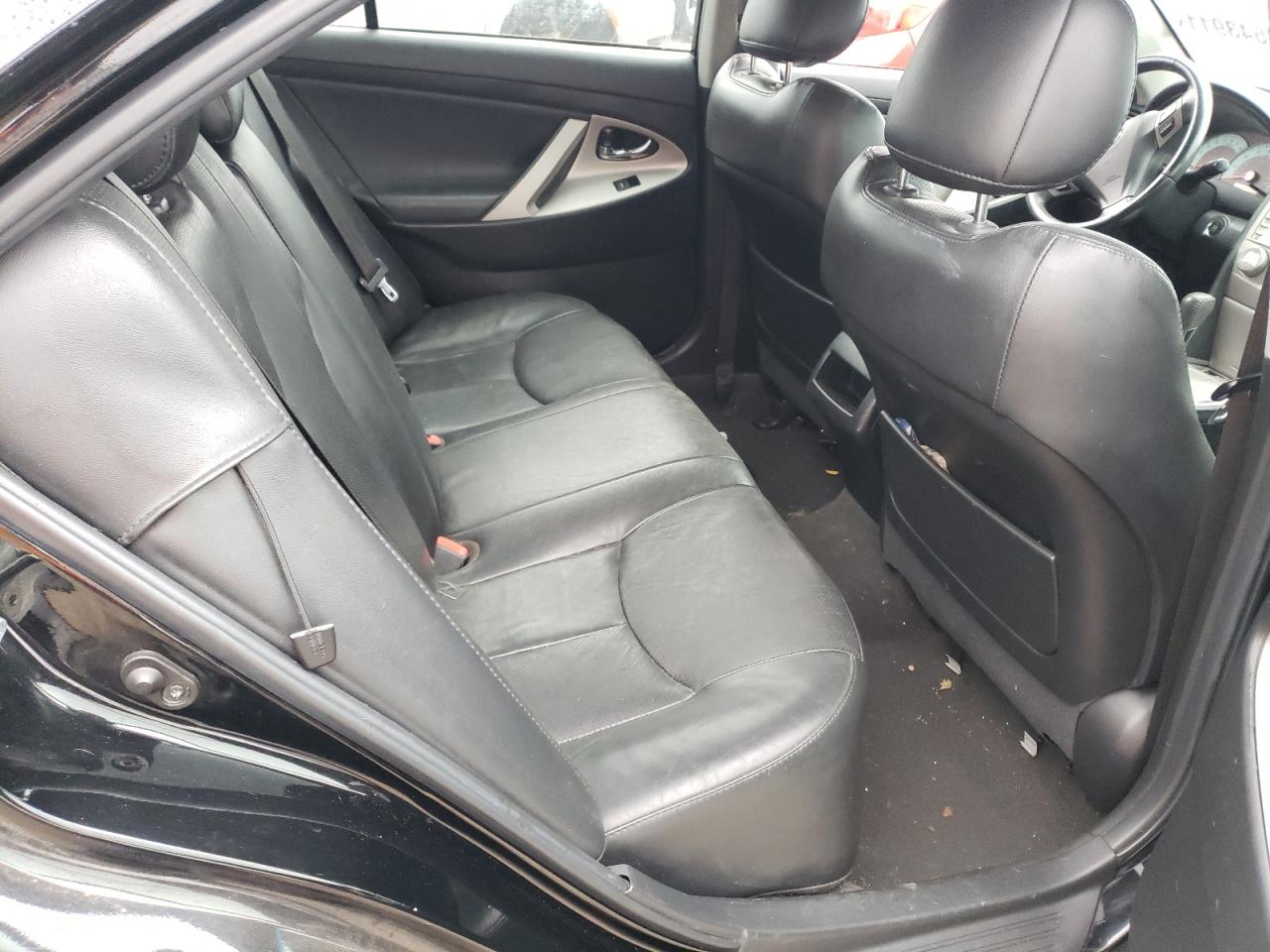 Photo 6 from auction – 2011 TOYOTA CAMRY SE with VIN 4T1BK3EK4BU630979