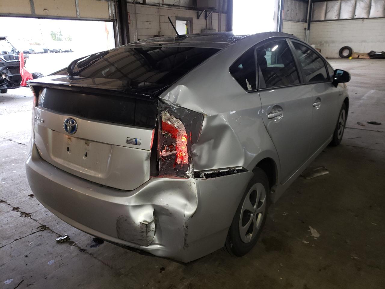 Photo 4 from auction – 2014 TOYOTA PRIUS with VIN JTDKN3DU7E1772750