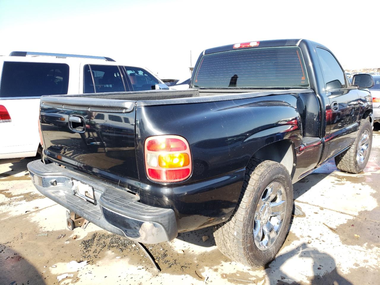 Photo 4 from auction – 2003 CHEVROLET SILVERADO with VIN 1GCEK14T73Z242066