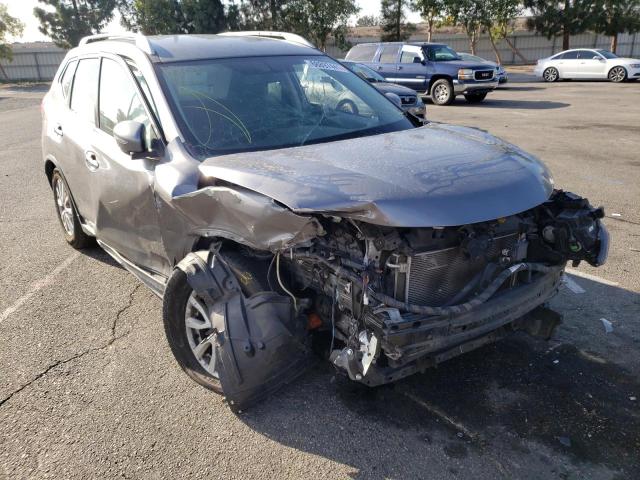 NISSAN ROGUE S 2017 with VIN KNMAT2MT1HP585962 - Photo from auction