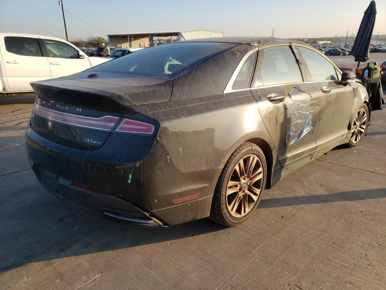 Photo 4 from auction – 2013 LINCOLN MKZ with VIN 3LN6L2G96DR802247