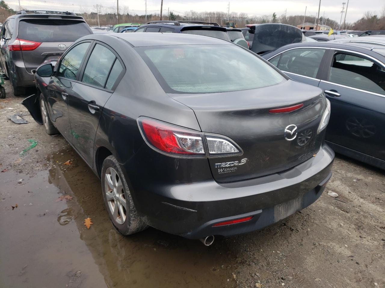 صورة رقم 3 من المزاد - 2011 MAZDA 3 I مع VIN JM1BL1VG1B1482096