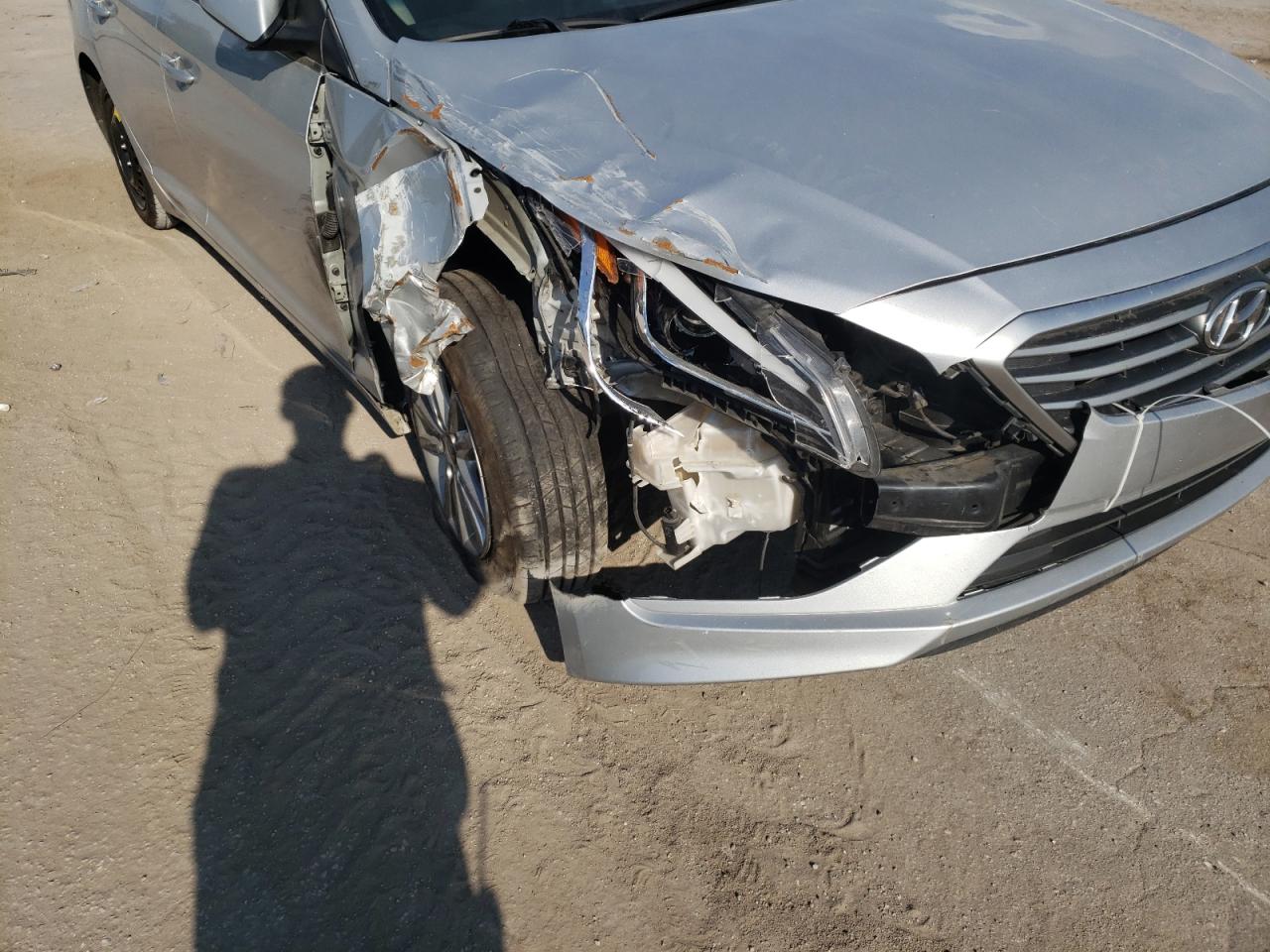 Photo 9 from auction – 2015 HYUNDAI SONATA SE with VIN 5NPE24AF0FH071124