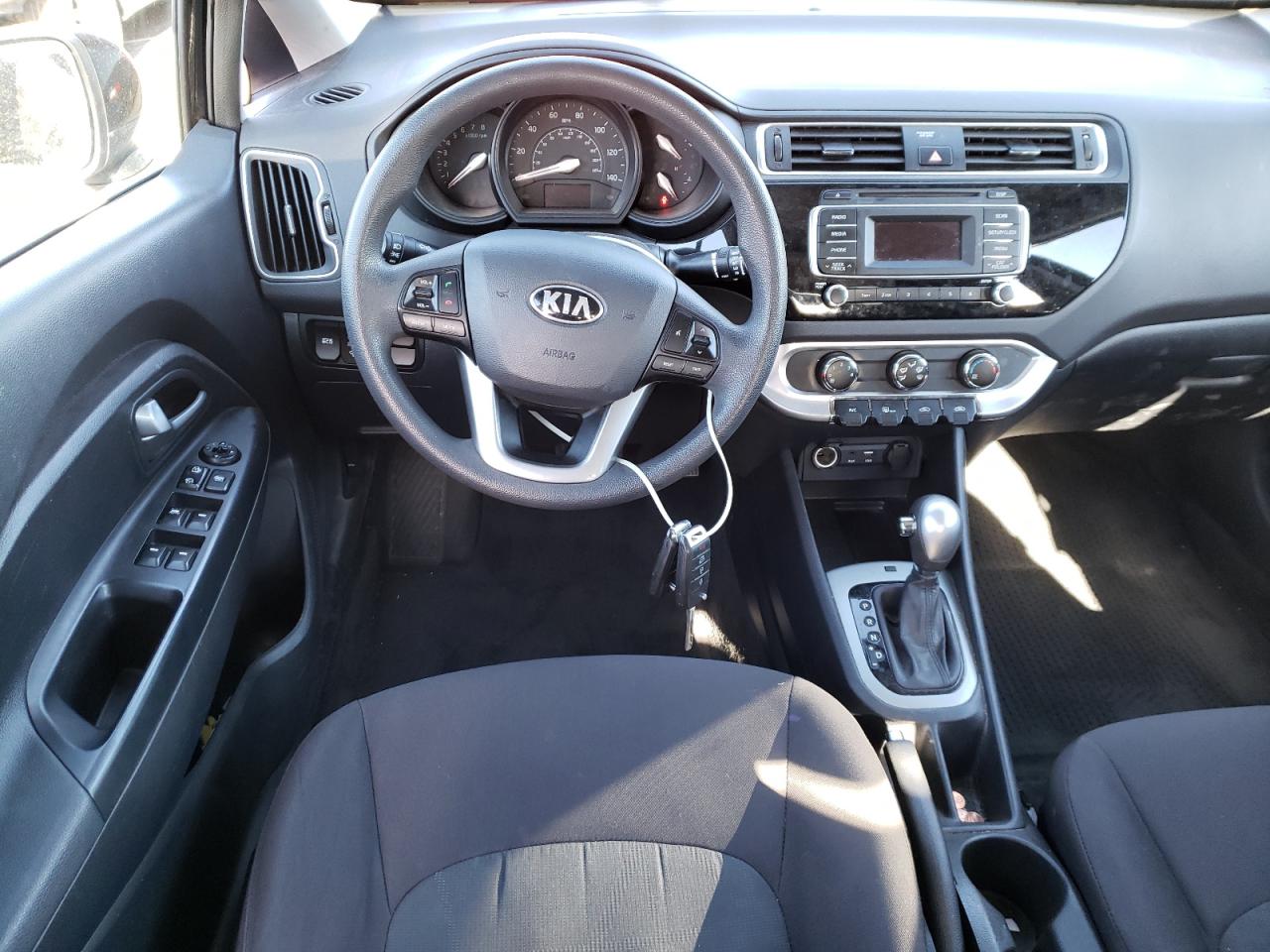Photo 9 from auction – 2017 KIA RIO LX with VIN KNADM4A3XH6037942