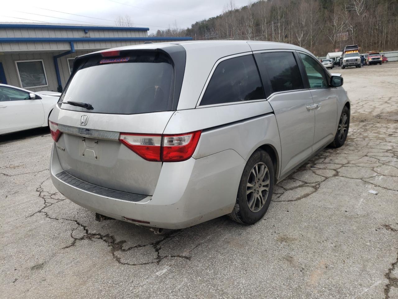 Photo 4 from auction – 2012 HONDA ODYSSEY EX with VIN 5FNRL5H66CB076493