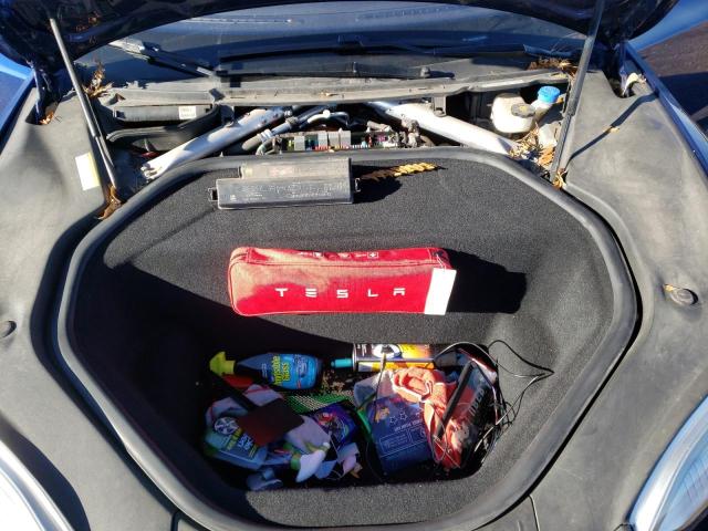 Photo 7 from auction – 2015 TESLA MODEL S with VIN 5YJSA1E24FF114390