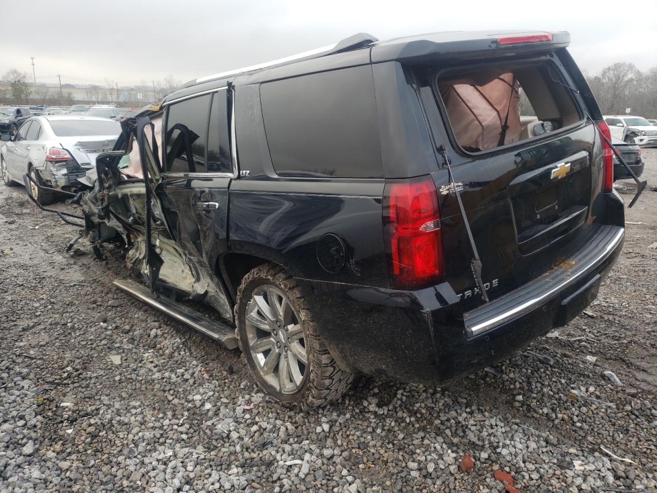 Photo 3 from auction – 2016 CHEVROLET TAHOE C150 with VIN 1GNSCCKC2GR125751