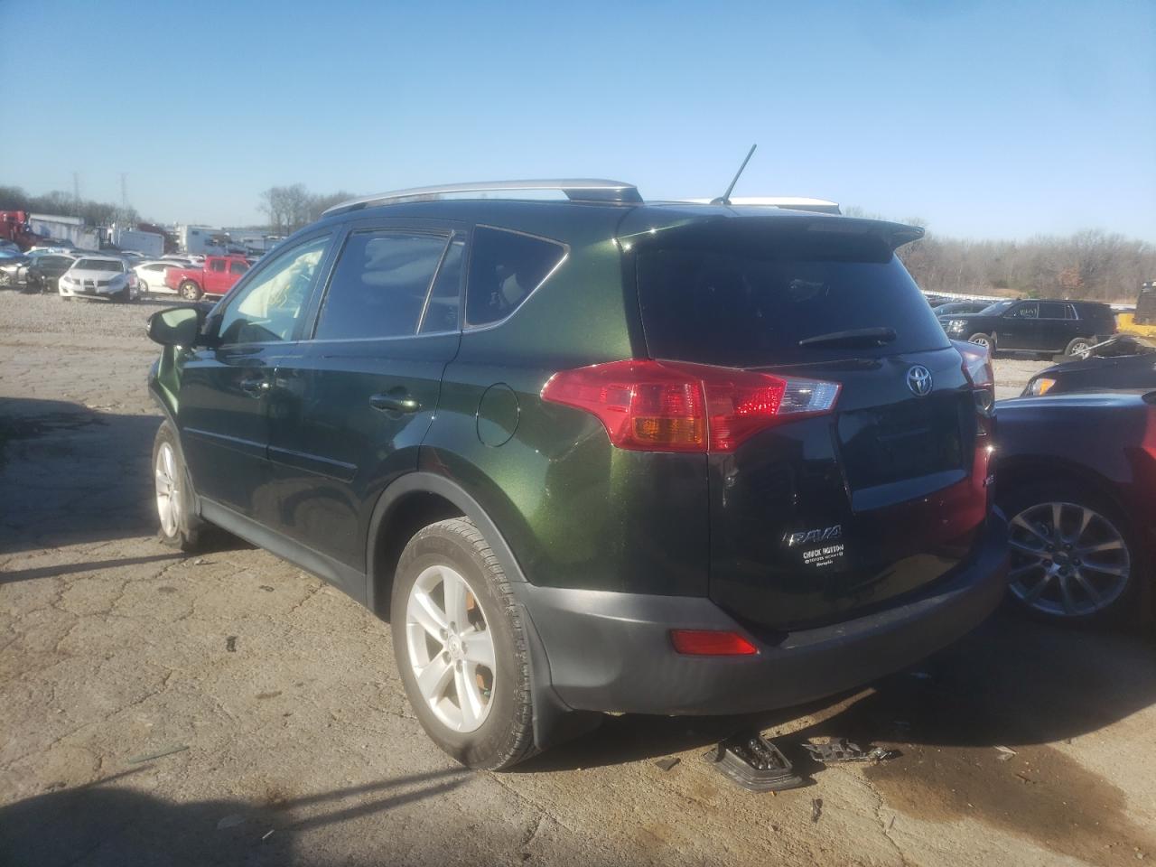 Photo 3 from auction – 2013 TOYOTA RAV4 XLE with VIN JTMWFREV3DD023711