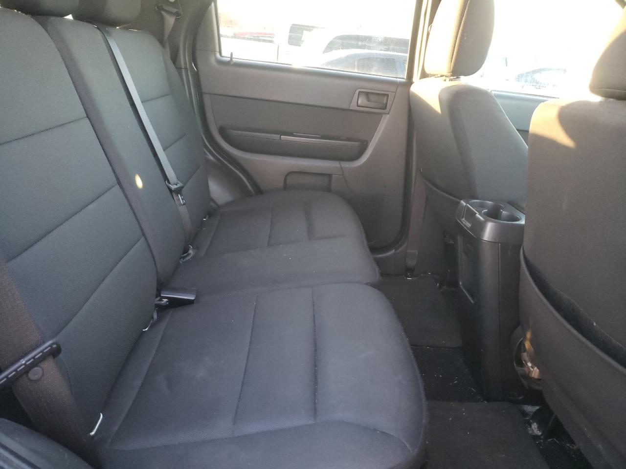Photo 6 from auction – 2011 FORD ESCAPE XLT with VIN 1FMCU0D77BKA91148