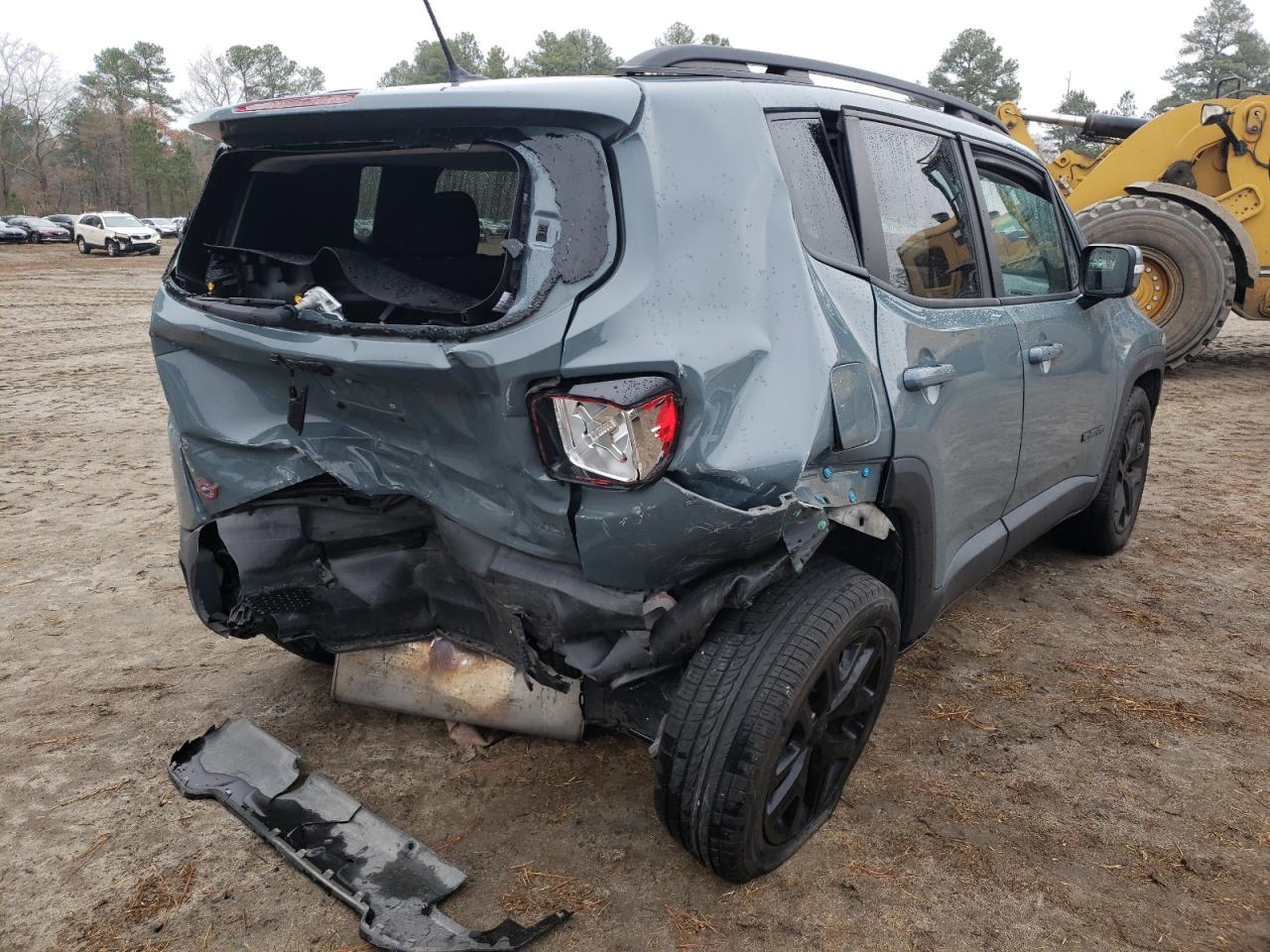 Photo 4 from auction – 2017 JEEP RENEGADE L with VIN ZACCJABB8HPE70460