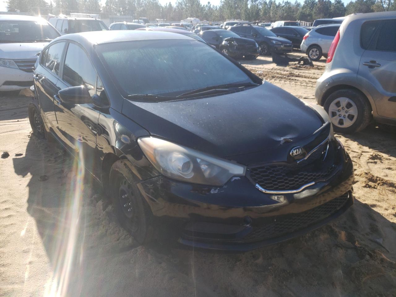 KIA FORTE LX 2016 with VIN KNAFK4A63G5588081 - Photo from auction