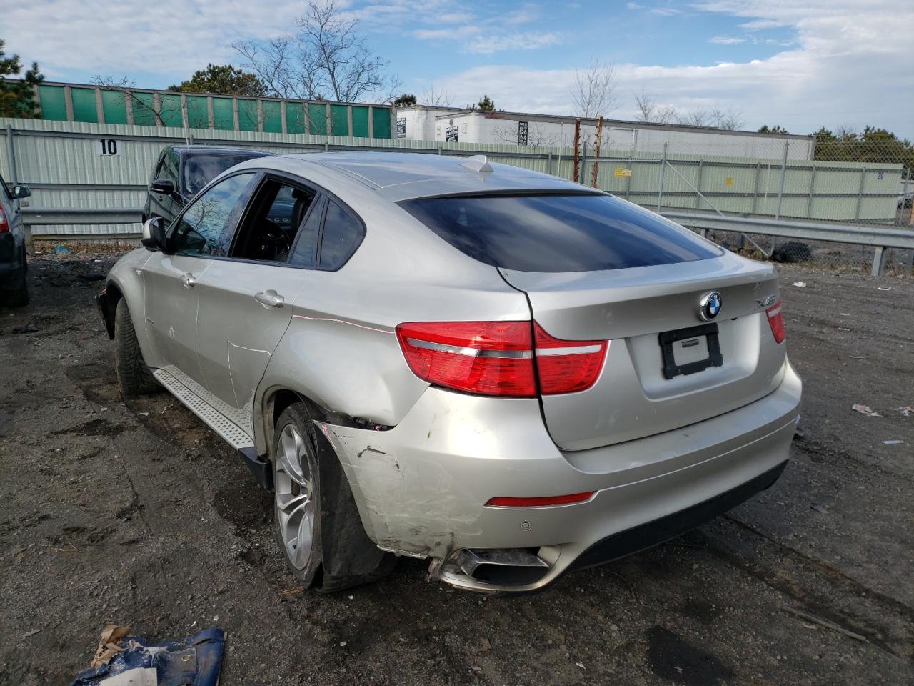 Photo 3 from auction – 2011 BMW X6 XDRIVE5 with VIN 5UXFG8C57BLZ96120
