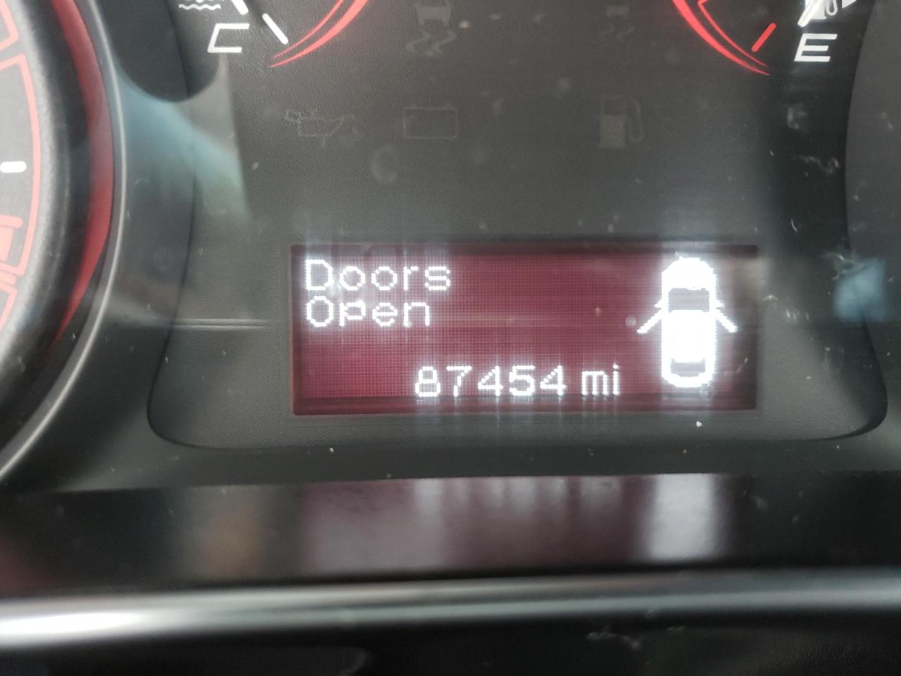 Photo 8 from auction – 2015 DODGE DART SXT with VIN 1C3CDFBBXFD150089
