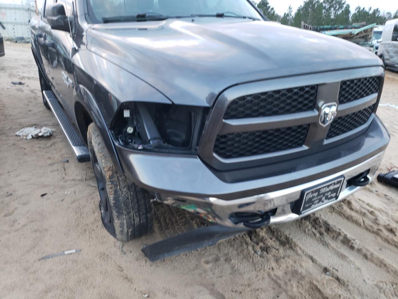 Photo 9 from auction – 2016 RAM 1500 SLT with VIN 1C6RR7LTXGS137819